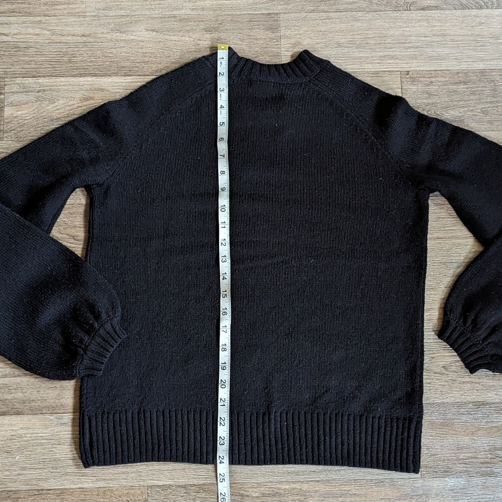 NWT Smartwool Cozy Lodge Bell Sleeve Black Wool Sweater Size Medium - Picture 4 of 6